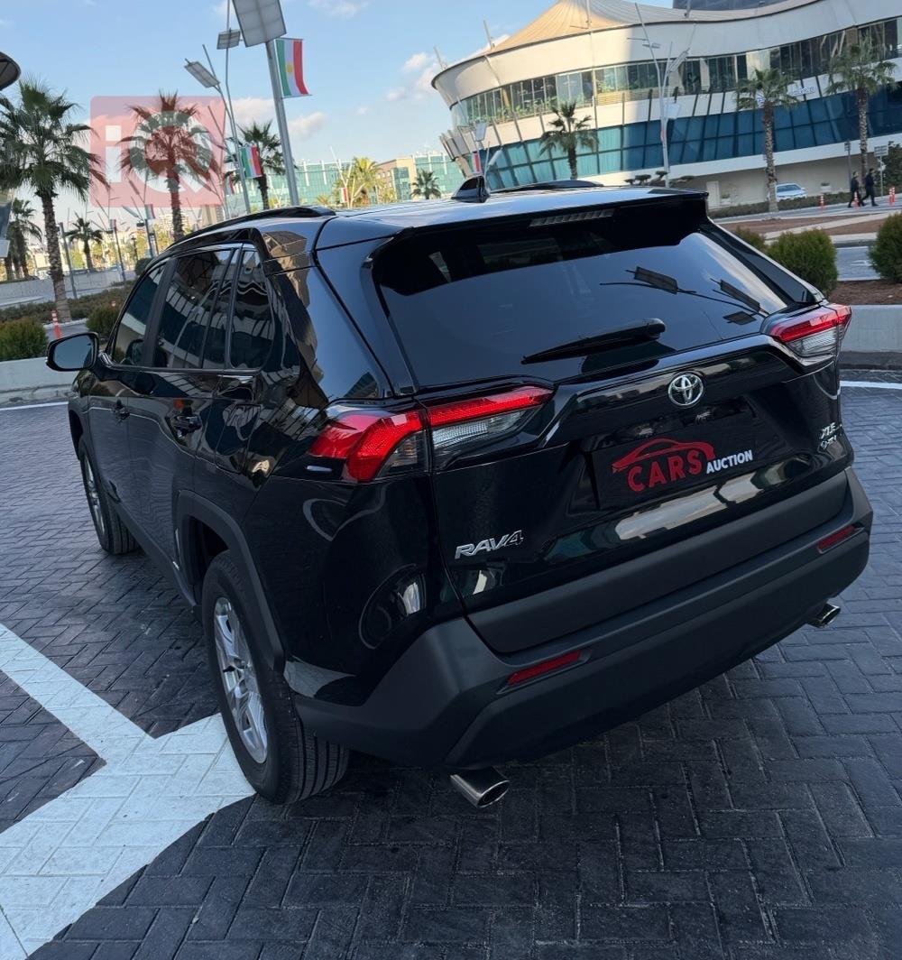 تويوتا راف 4